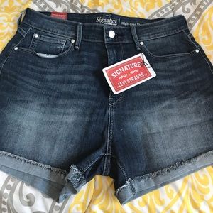 NWT Levi Strauss high waisted jean shorts